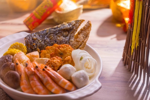 日式鮭魚頭石狩鍋好滋味