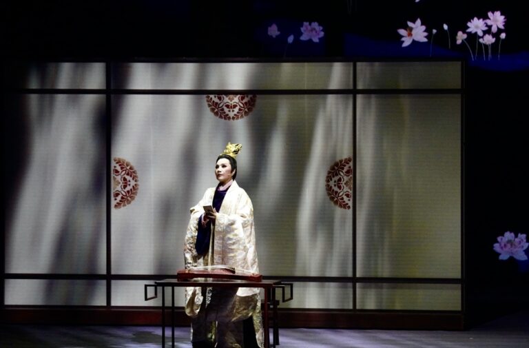 唐美雲宣布暫別傳藝金曲3項大獎之作《光華之君》10/6重返國家戲劇院