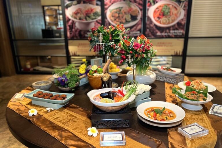 泰國雙廚來台！台北君悅酒店凱菲屋舉辦「遊食曼谷AROY MAK」美食節